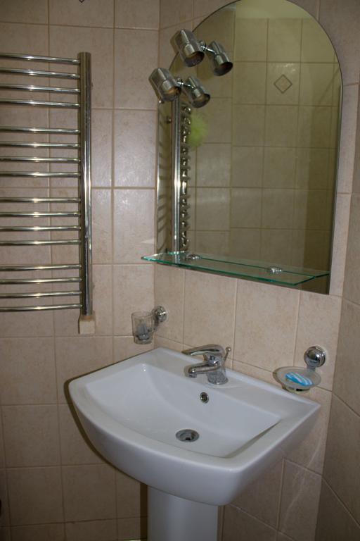 Ala Hostel Ałma Ata Zewnętrze zdjęcie